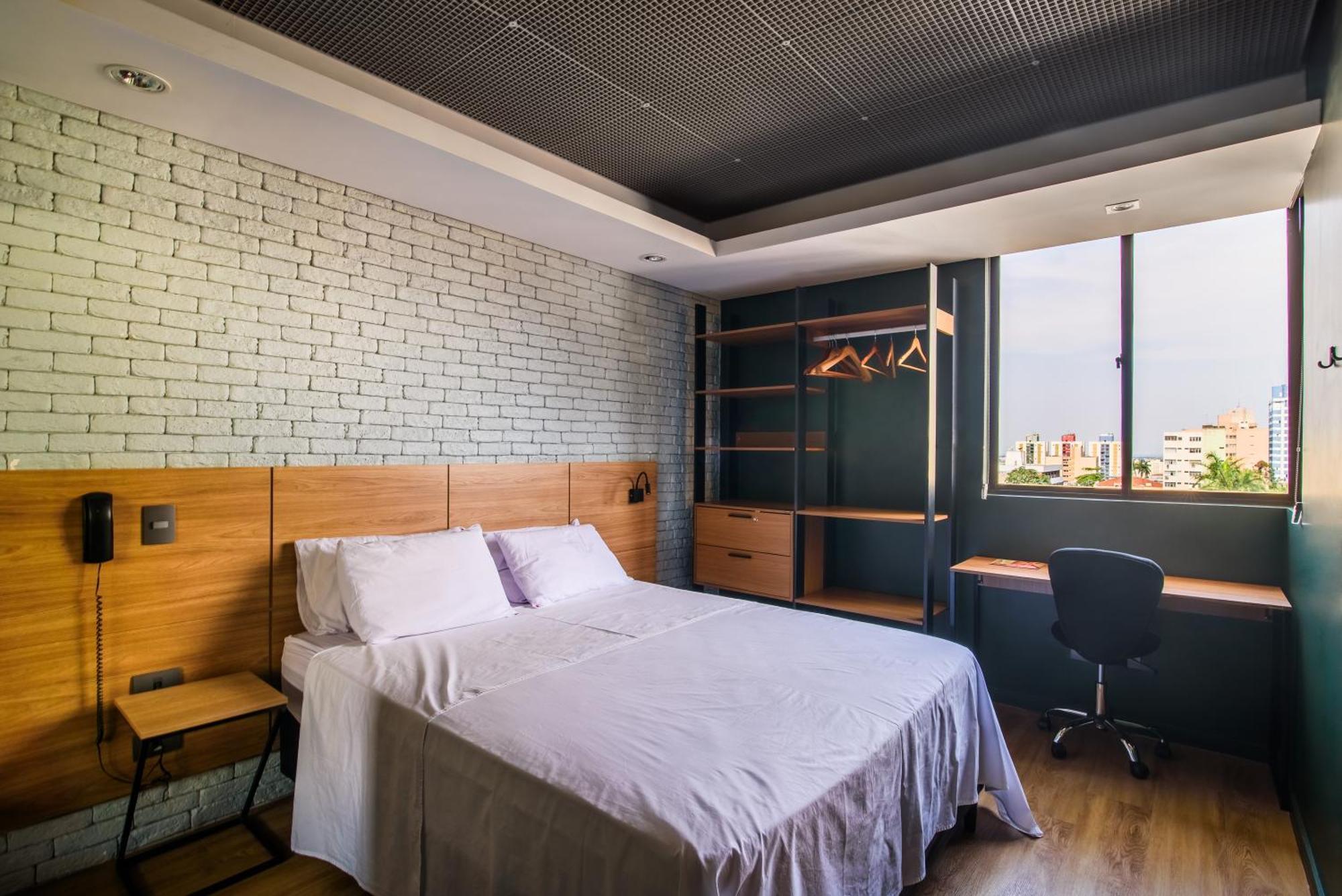 Luix Flat C Jacuzzi, Ar Quente E Frio * Londrina